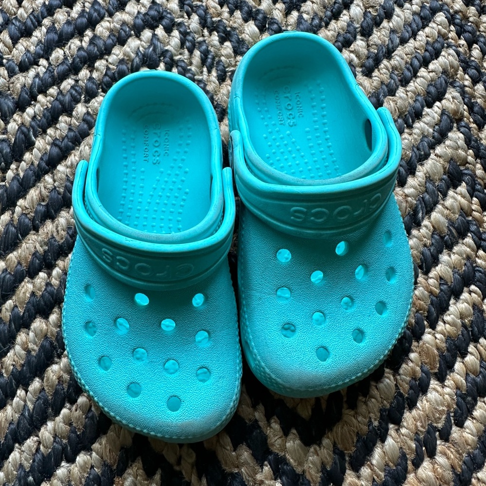 Toddler Crocs size C7